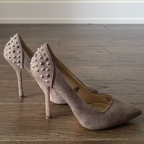 ZARA Grey Heels - Picture 1 of 5